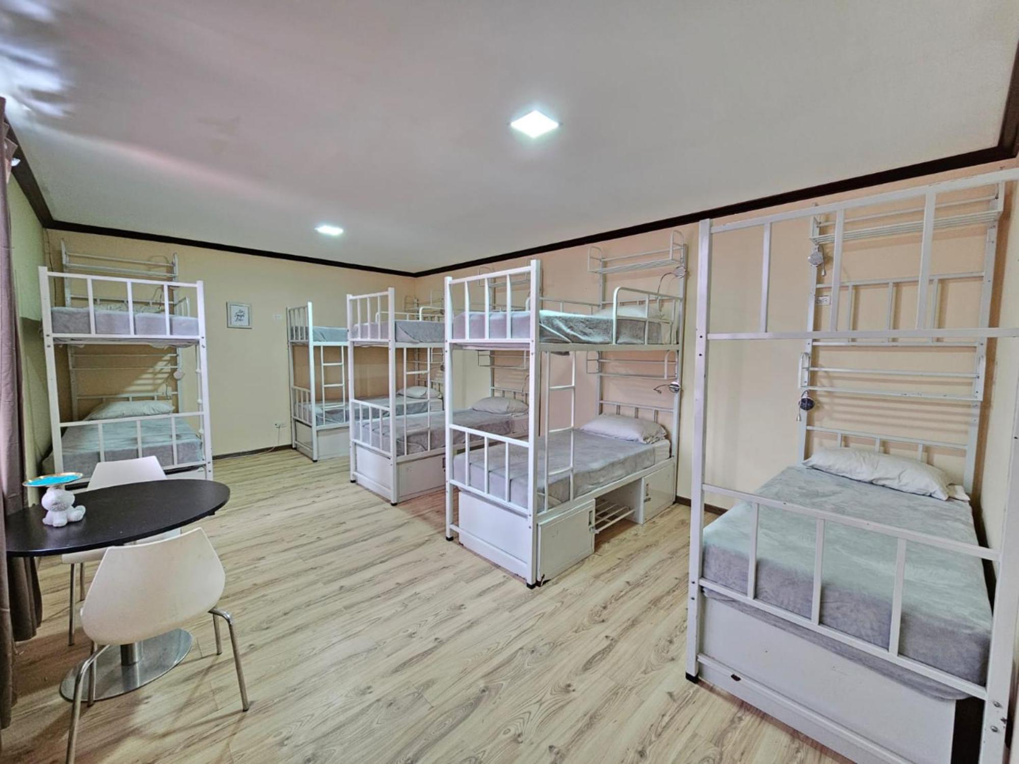 Hostel La Cali Inn Сан-Хосе Экстерьер фото