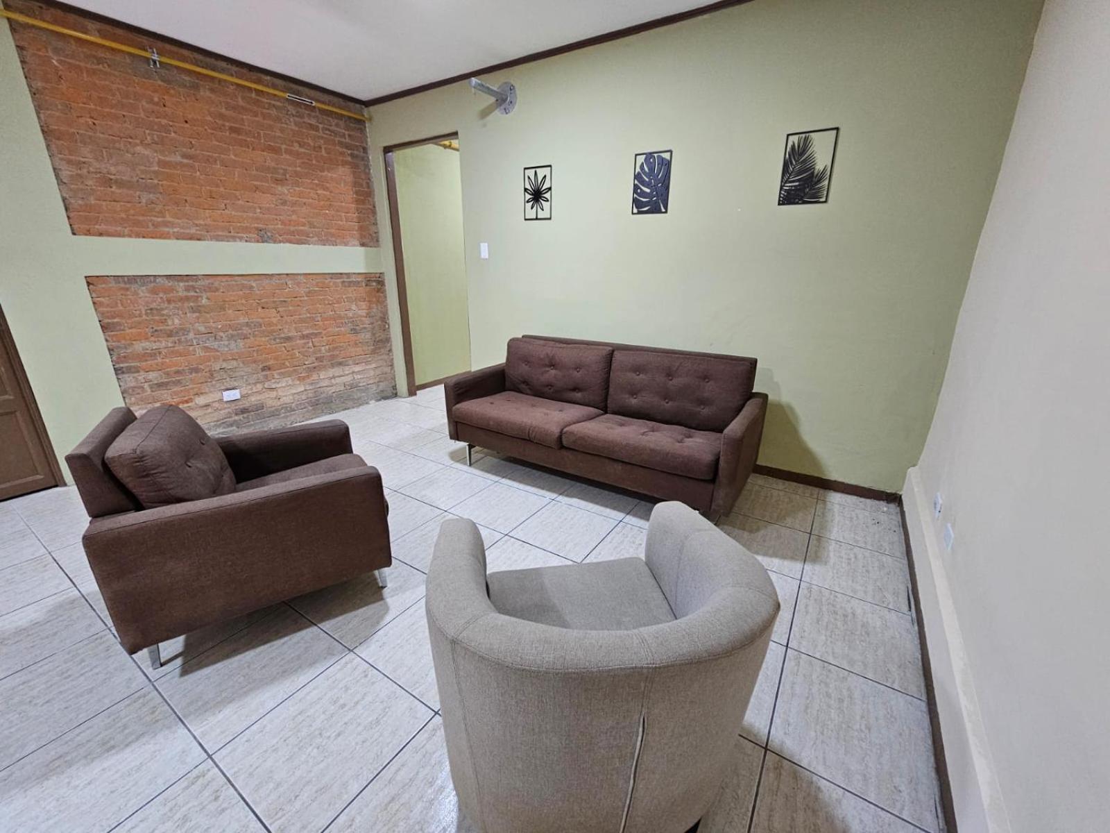 Hostel La Cali Inn Сан-Хосе Экстерьер фото