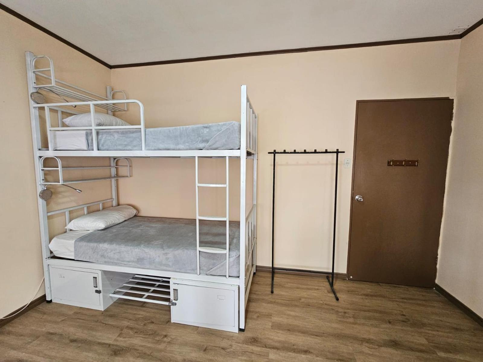 Hostel La Cali Inn Сан-Хосе Экстерьер фото