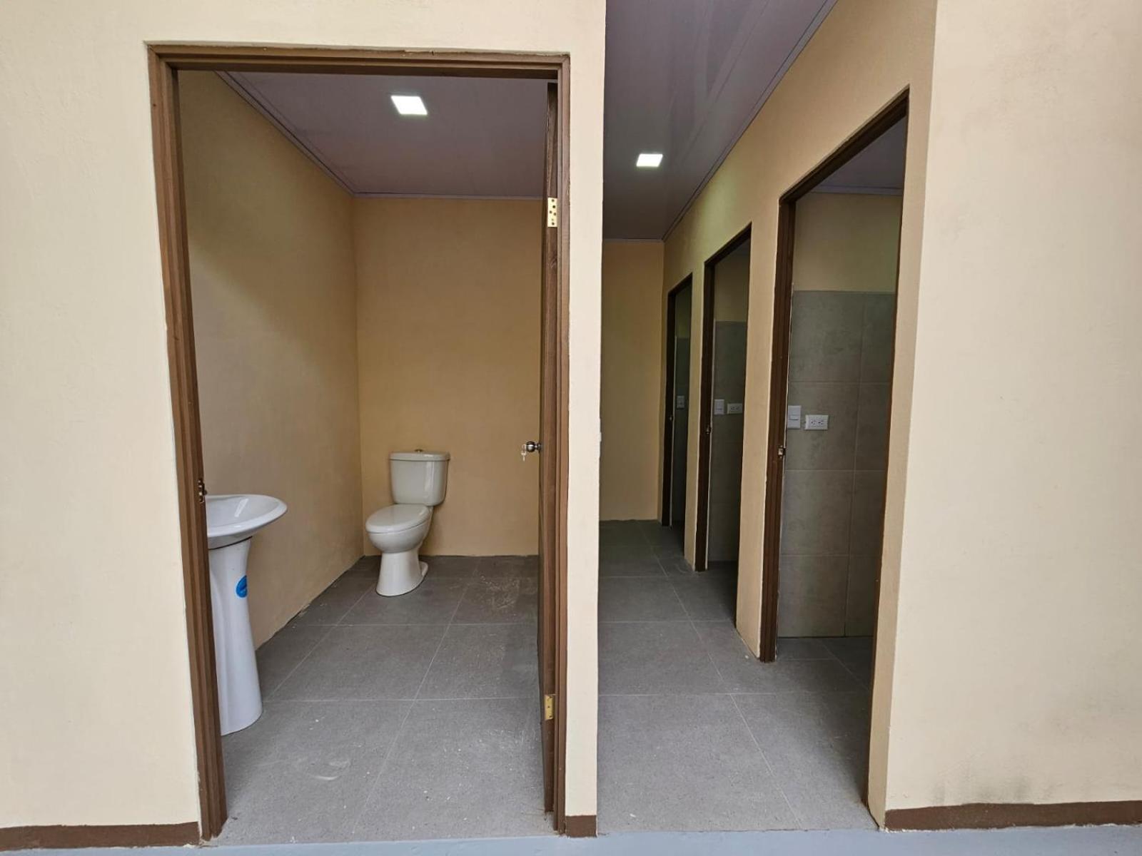 Hostel La Cali Inn Сан-Хосе Экстерьер фото