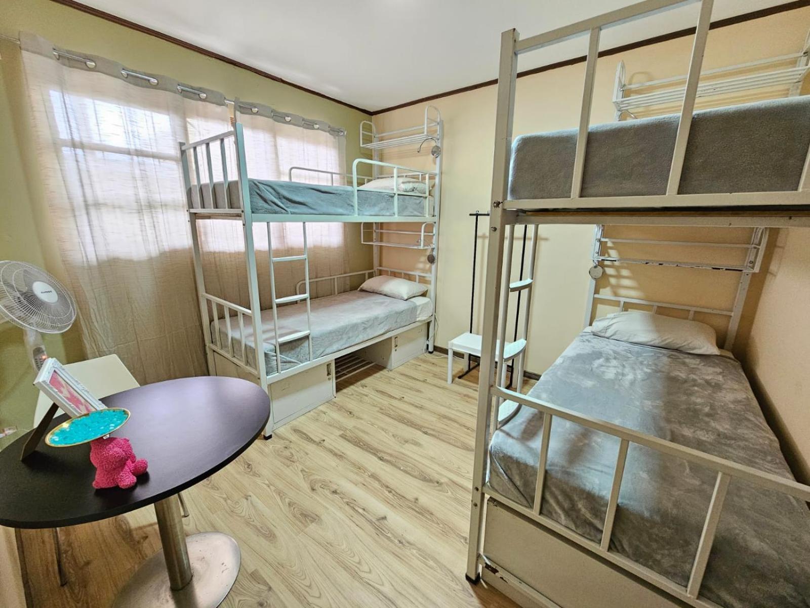 Hostel La Cali Inn Сан-Хосе Экстерьер фото