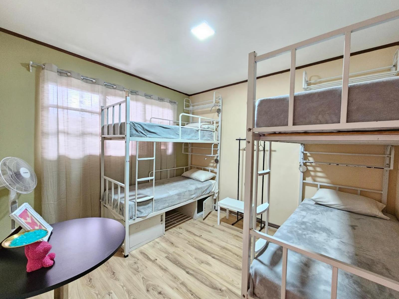 Hostel La Cali Inn Сан-Хосе Экстерьер фото