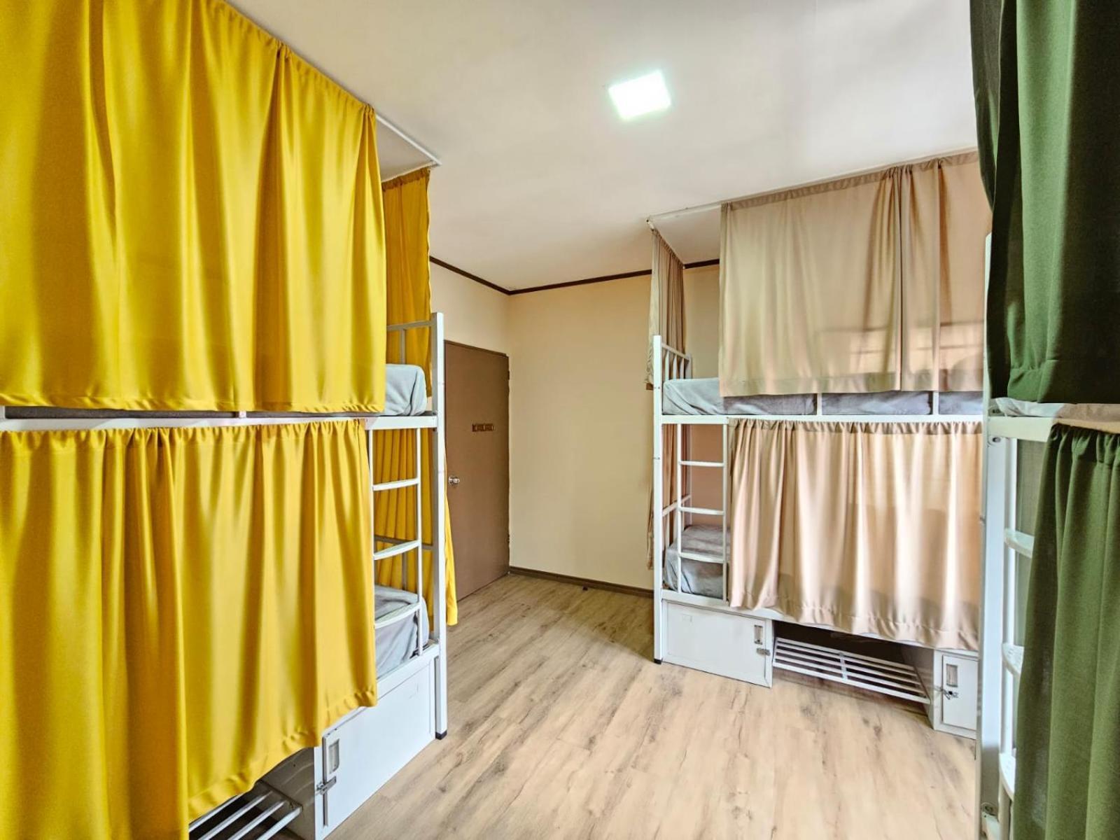 Hostel La Cali Inn Сан-Хосе Экстерьер фото
